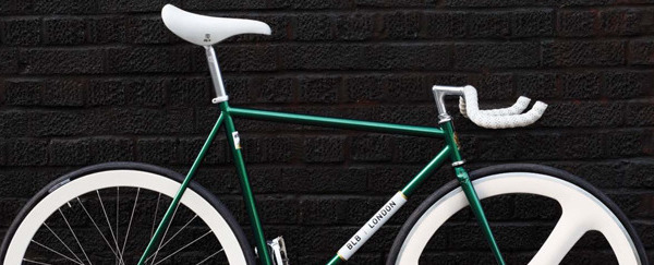 Sports Carbone monte une collab’ avec les leaders Londonien du Fixie