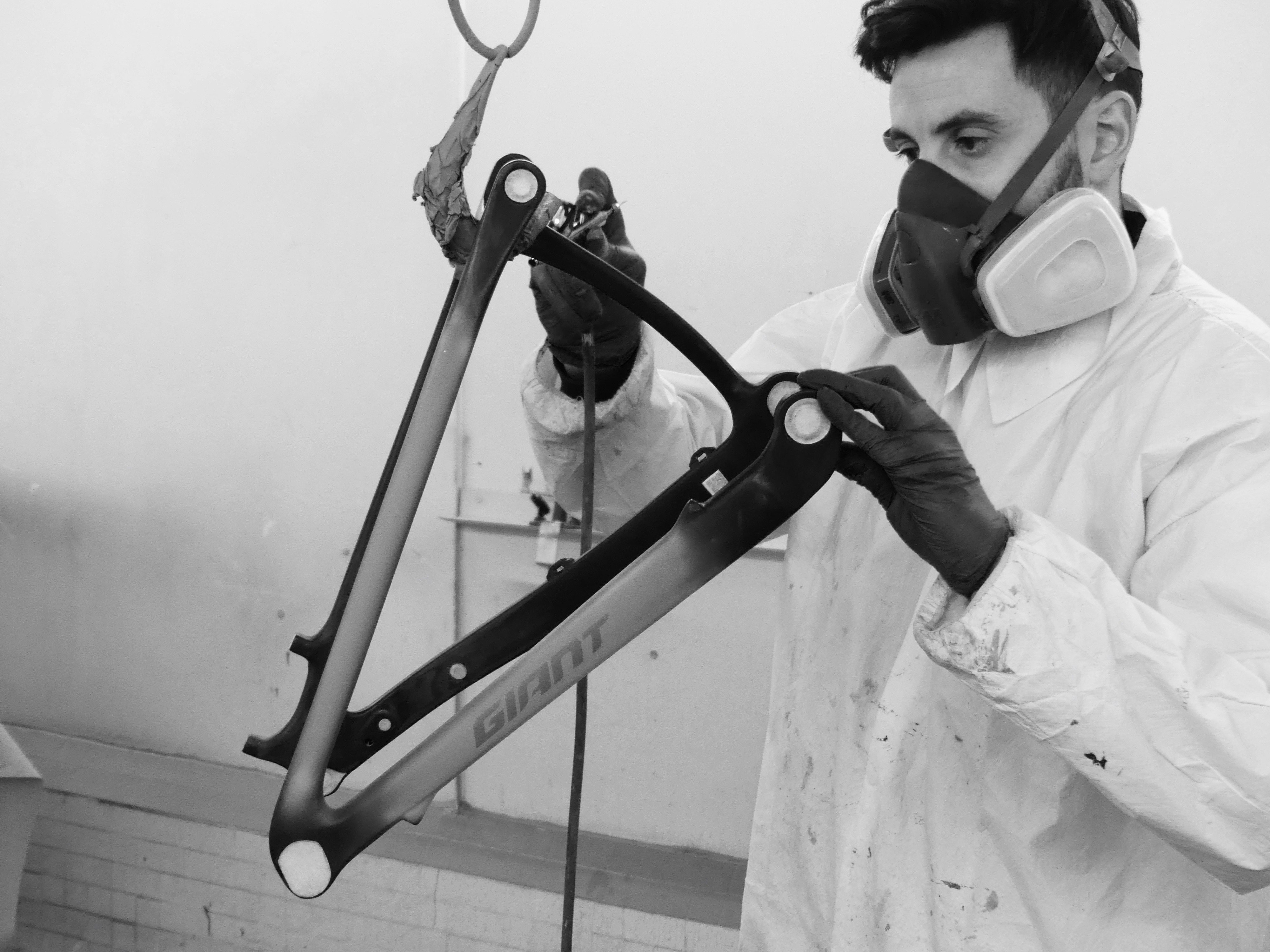 Peindre son vélo carbone en 10 étapes